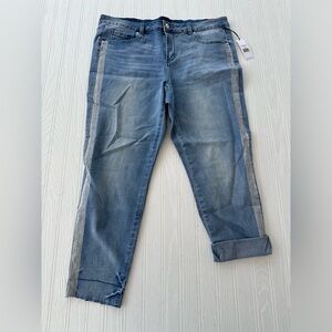 Dex light wash jeans with silver glitter outer stripe size 20,22